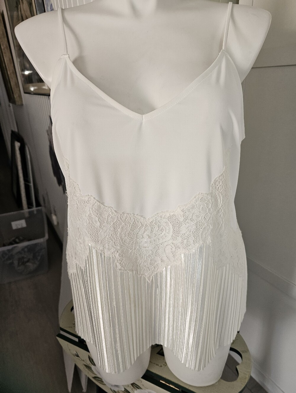 Express XL Ivory Lace Fringe Cami Top NWT Boho Festival 14 16 Lingerie Style